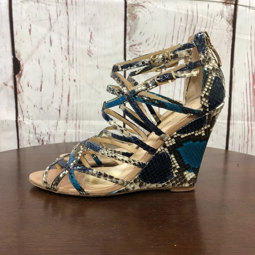 Alexandre Birman eye catching